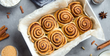 Cinnamon Rolls à l'huile d'olive, orange & cannelle