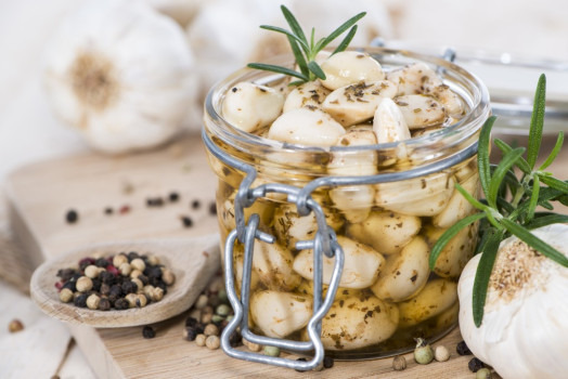 Recette d'ail confit à l'huile d'olive maison