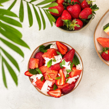 Salade d'été sucrée-salée : pastèque, feta & menthe