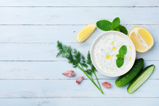 Tzatziki au concombre et à l'huile d'olive